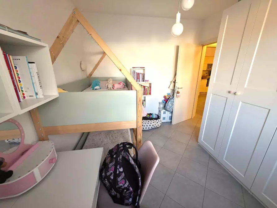 Immagine 17 di Appartamento in vendita  a Massa