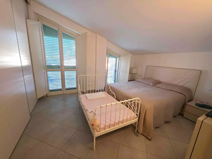 Immagine 19 di Appartamento in vendita  a Massa