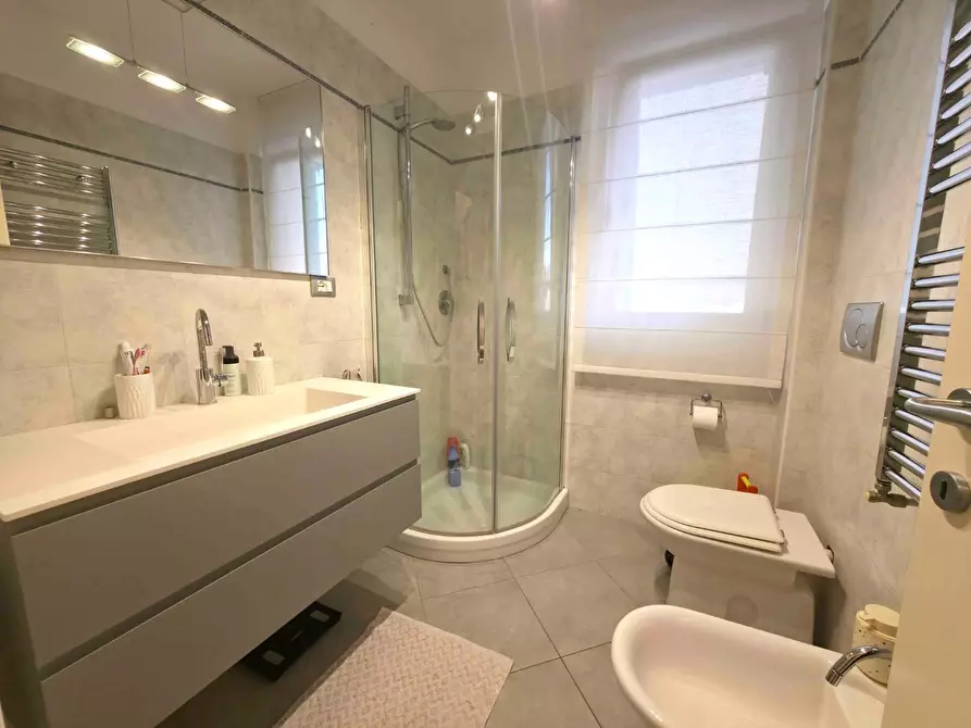 Immagine 22 di Appartamento in vendita  a Massa