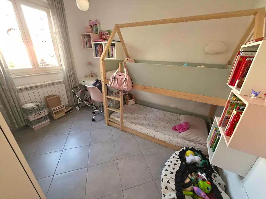 Immagine 7 di Appartamento in vendita  a Massa