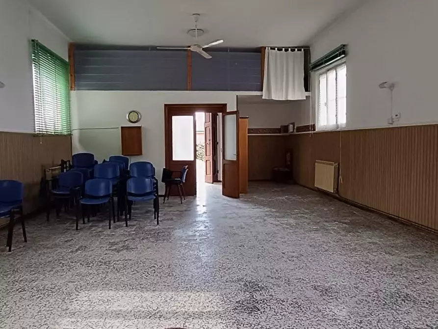 Immagine 19 di Casa indipendente in vendita  a Castelnuovo Magra