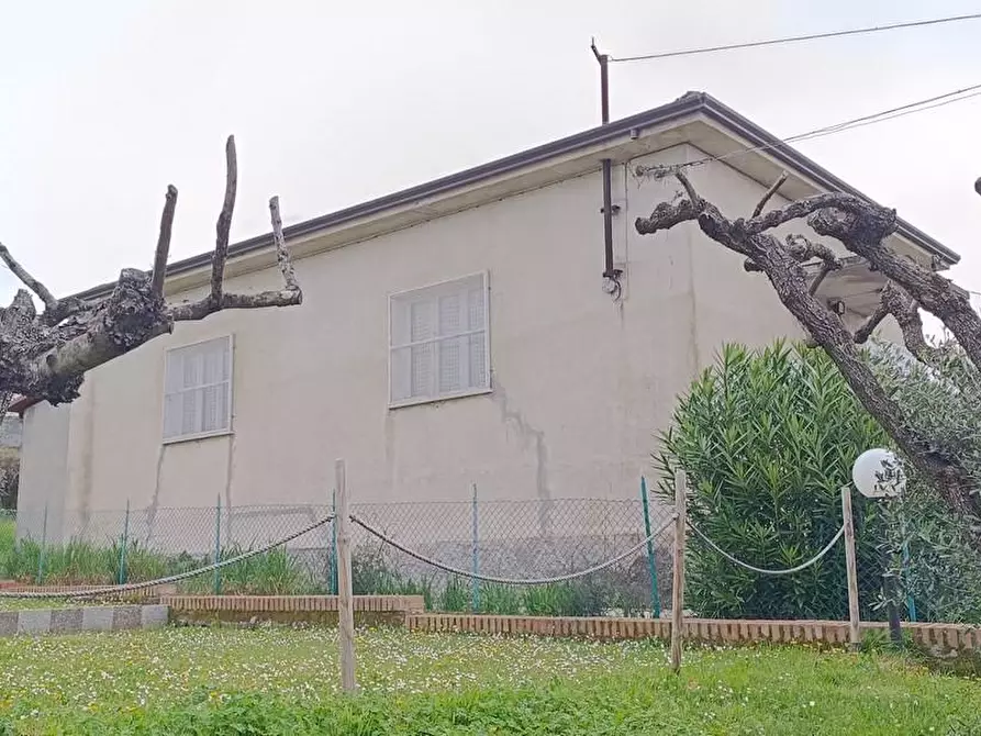 Immagine 7 di Casa indipendente in vendita  a Castelnuovo Magra