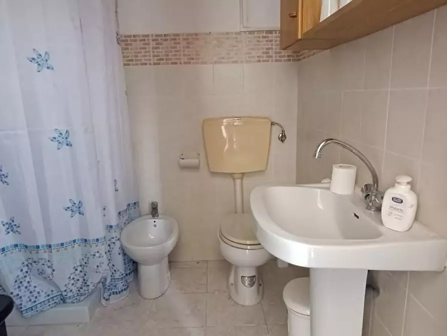 Immagine 8 di Casa indipendente in vendita  a Castelnuovo Magra