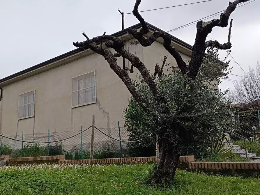Immagine 27 di Casa indipendente in vendita  a Castelnuovo Magra