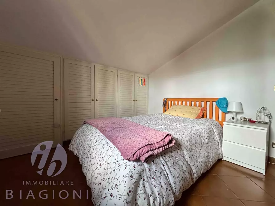 Immagine 18 di Casa indipendente in vendita  a Pietrasanta