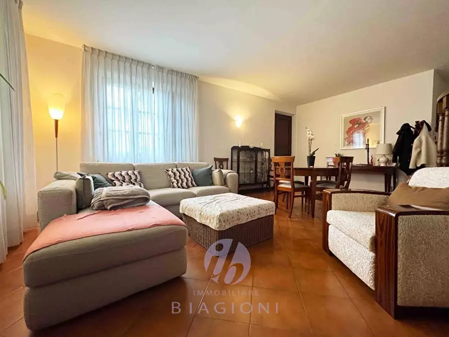 Immagine 5 di Casa indipendente in vendita  a Pietrasanta