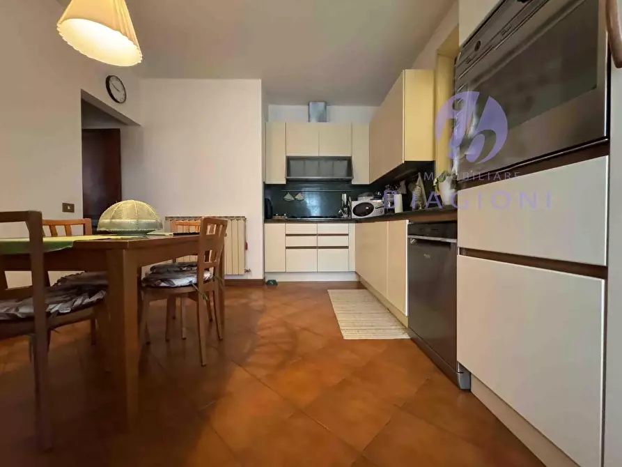 Immagine 15 di Casa indipendente in vendita  a Pietrasanta