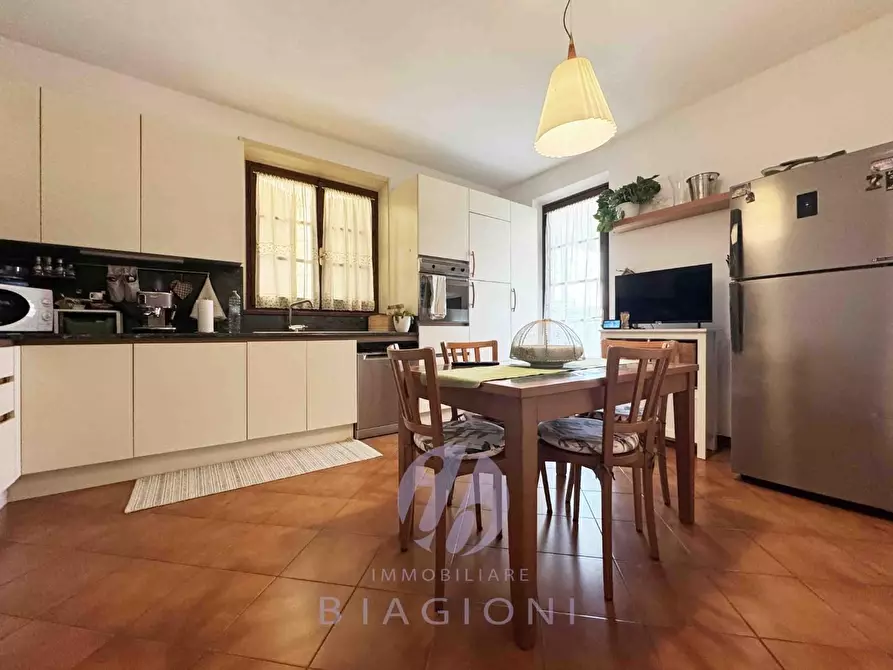 Immagine 14 di Casa indipendente in vendita  a Pietrasanta