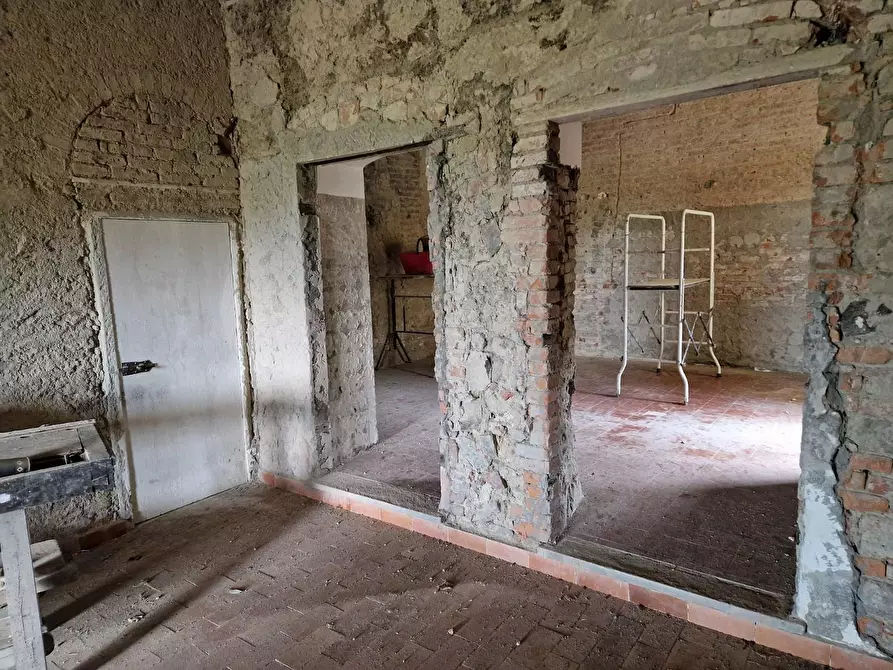 Immagine 7 di Palazzo in vendita  a Poggio A Caiano