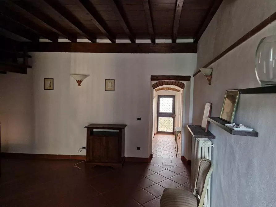 Immagine 31 di Palazzo in vendita  a Poggio A Caiano