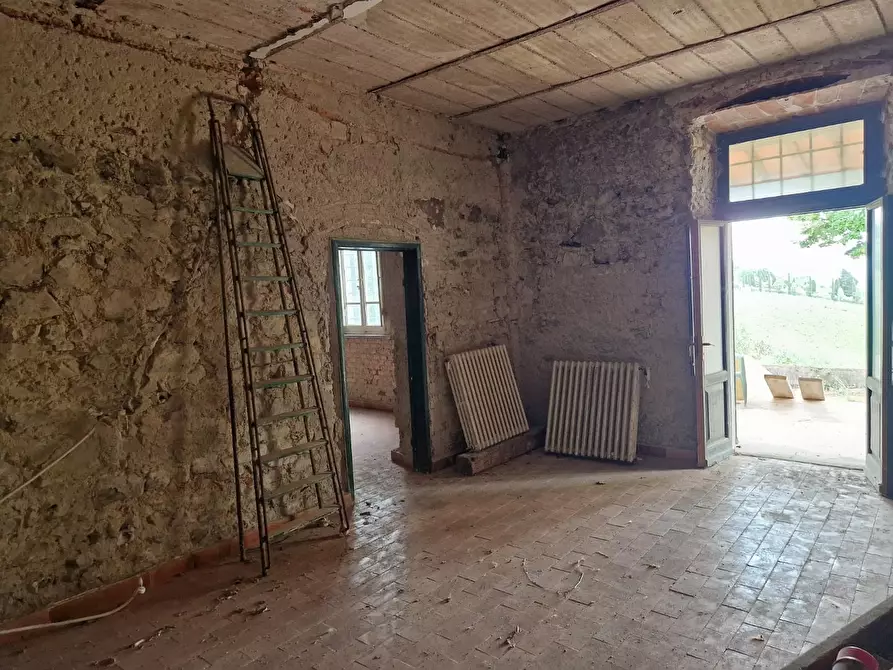 Immagine 12 di Palazzo in vendita  a Poggio A Caiano