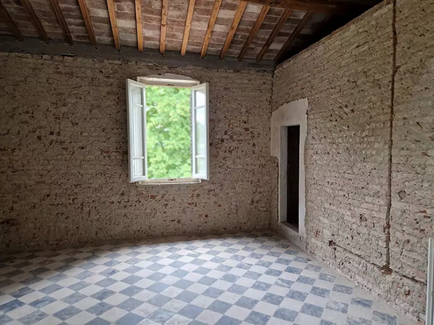 Immagine 2 di Palazzo in vendita  a Poggio A Caiano