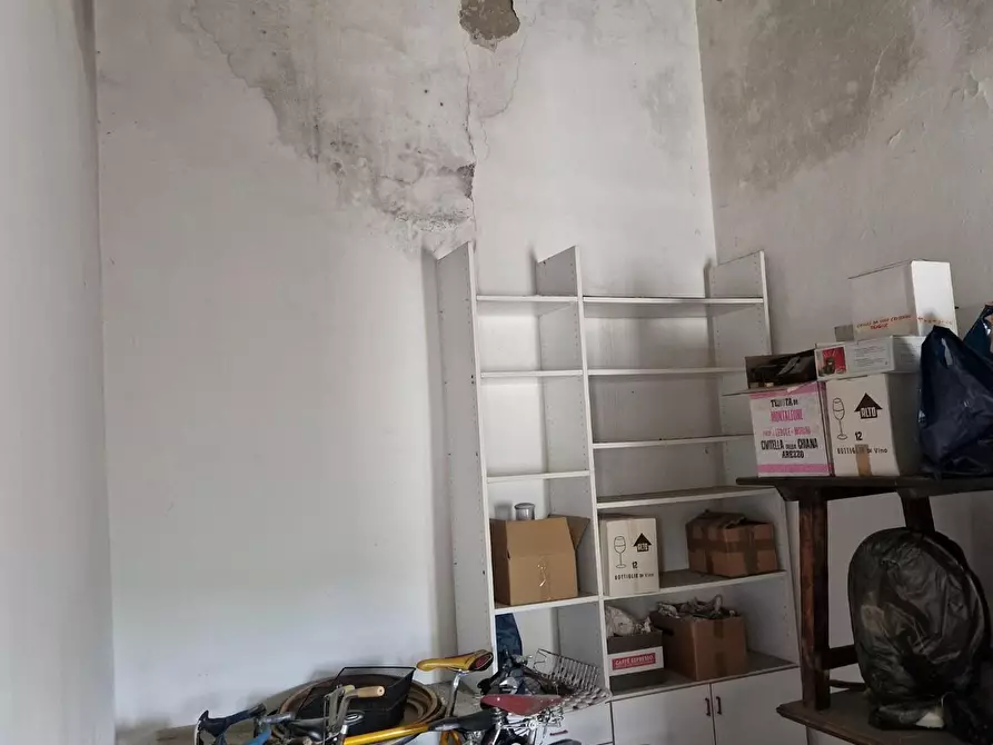 Immagine 13 di Palazzo in vendita  a Poggio A Caiano