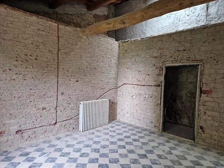 Immagine 1 di Palazzo in vendita  a Poggio A Caiano