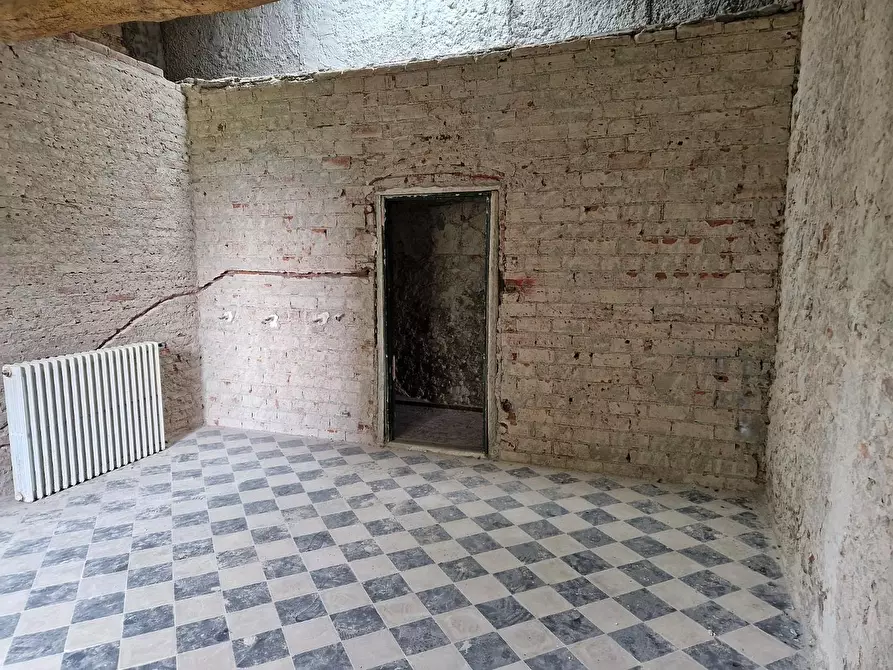 Immagine 5 di Palazzo in vendita  a Poggio A Caiano