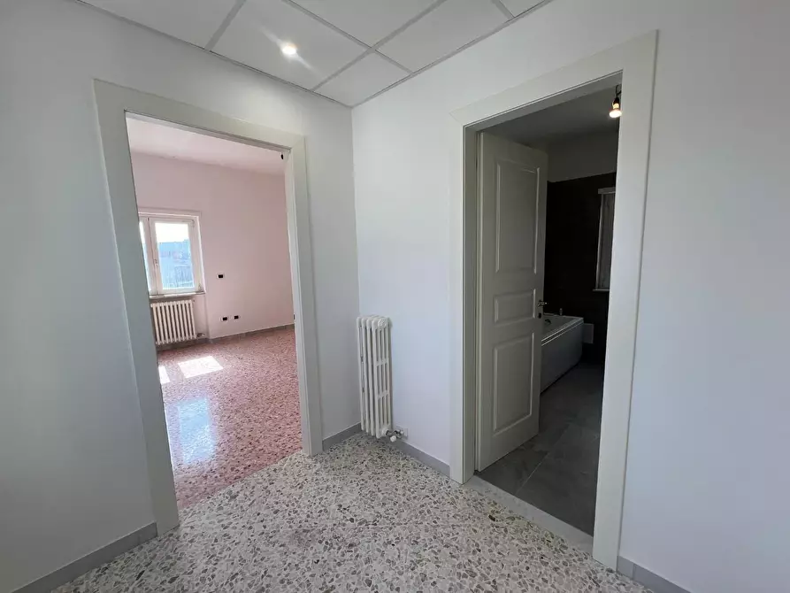 Immagine 20 di Appartamento in vendita  a Lecce