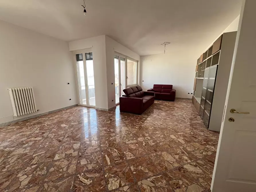 Immagine 6 di Appartamento in vendita  a Lecce