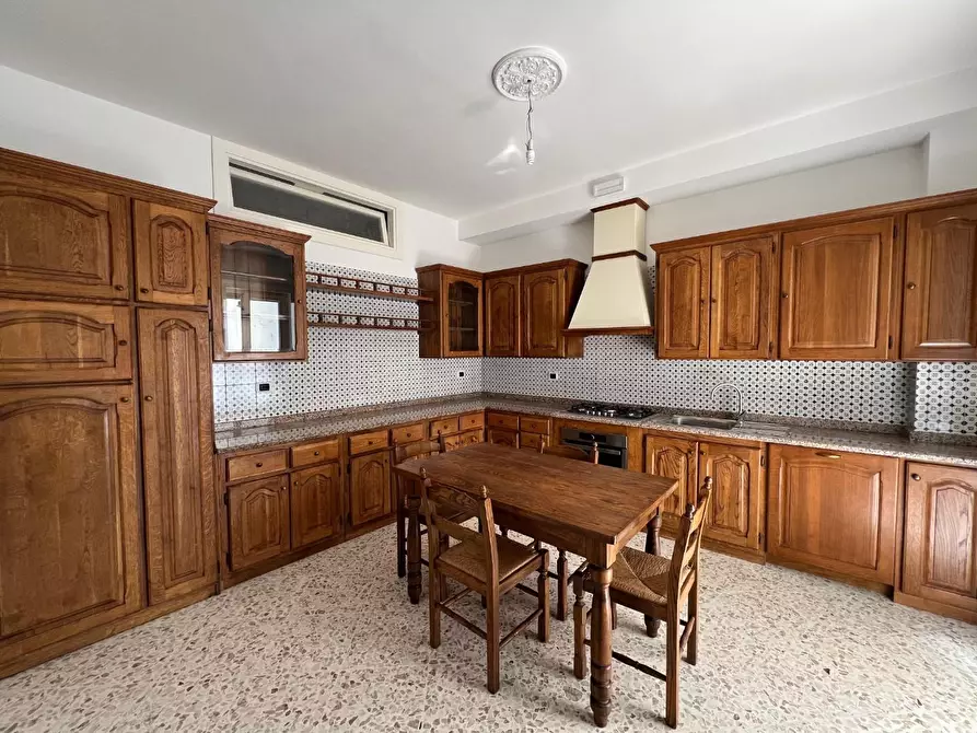 Immagine 8 di Appartamento in vendita  a Lecce