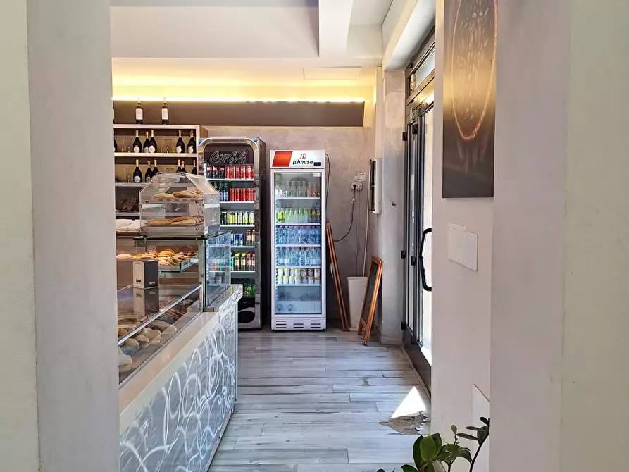 Immagine 8 di Locale commerciale in vendita  a Gavorrano