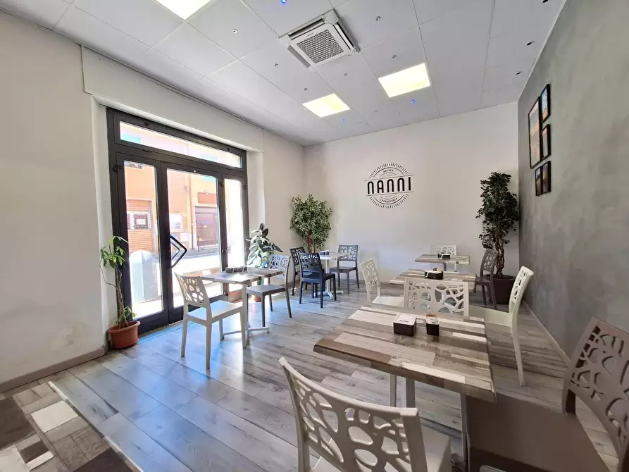 Immagine 14 di Locale commerciale in vendita  a Gavorrano