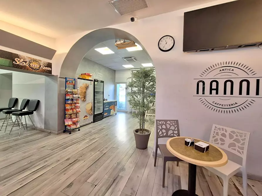 Immagine 17 di Locale commerciale in vendita  a Gavorrano