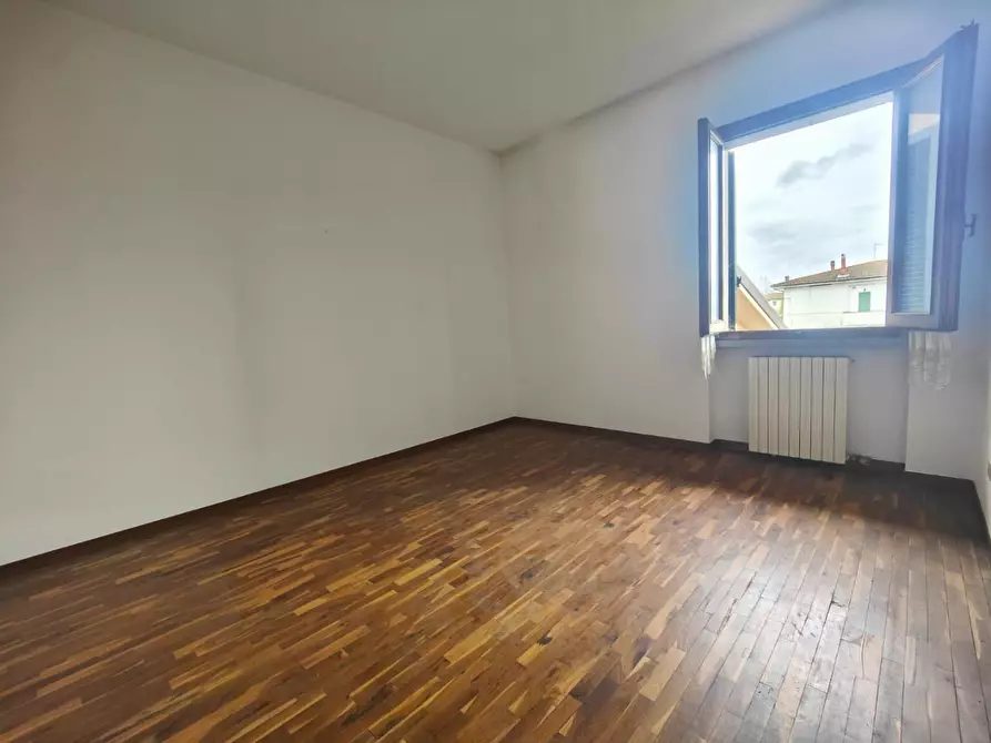 Immagine 10 di Appartamento in vendita  a Fucecchio