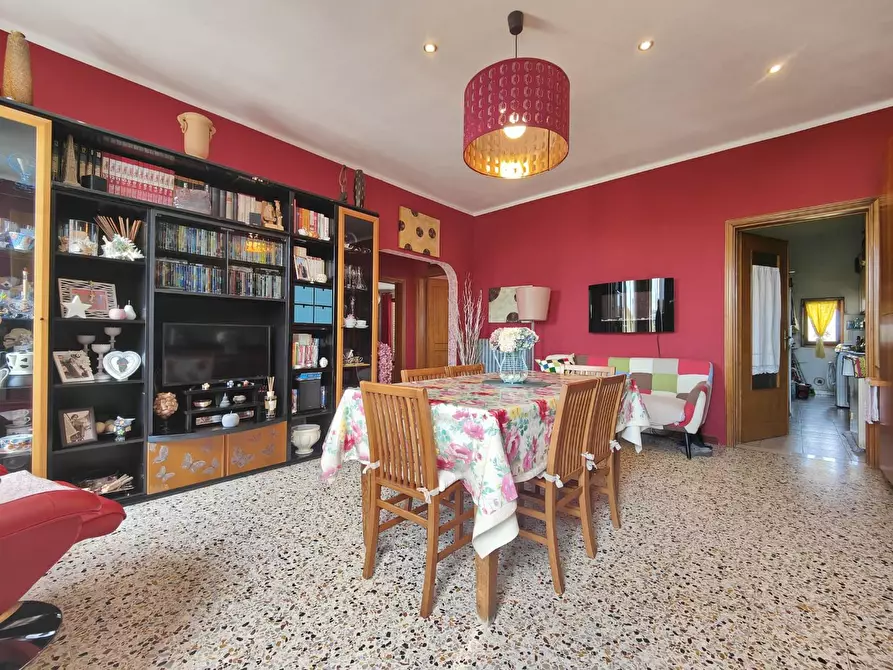 Immagine 20 di Appartamento in vendita  a Fucecchio