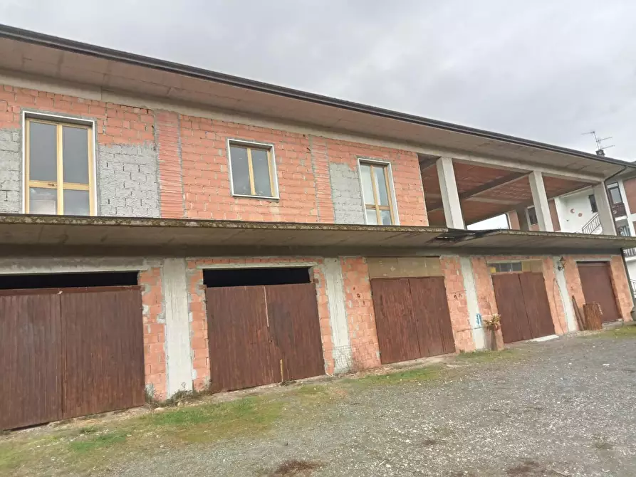 Immagine 1 di Casa indipendente in vendita  a Fivizzano