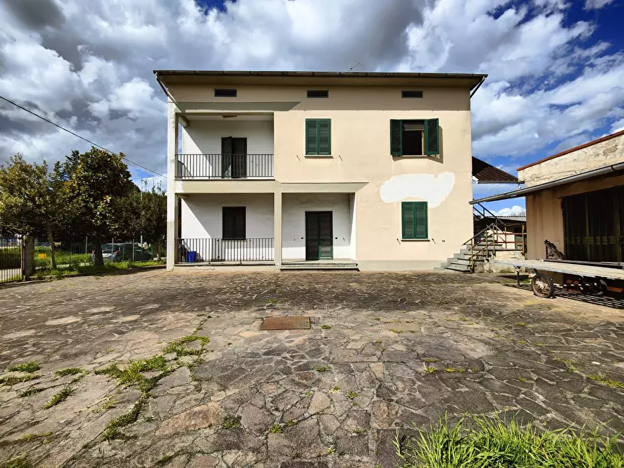 Immagine 6 di Casa indipendente in vendita  a Santa Croce Sull'arno