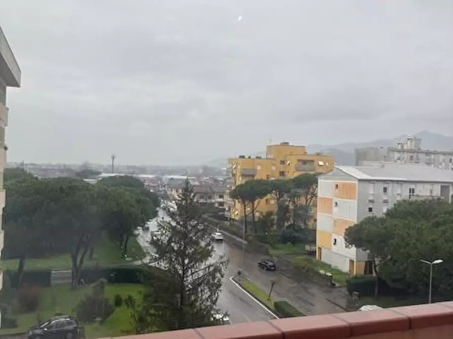 Immagine 19 di Appartamento in vendita  a Carrara