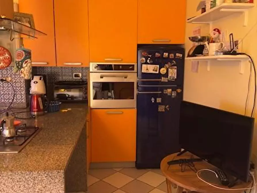 Immagine 6 di Appartamento in vendita  a Carrara