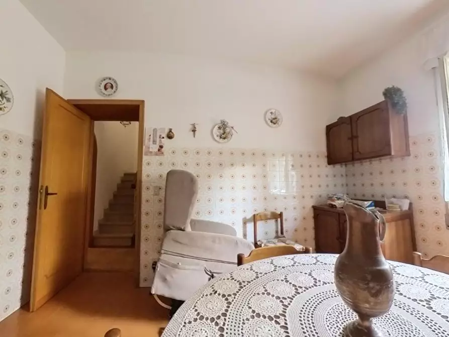 Immagine 17 di Casa semindipendente in vendita  a Lucca