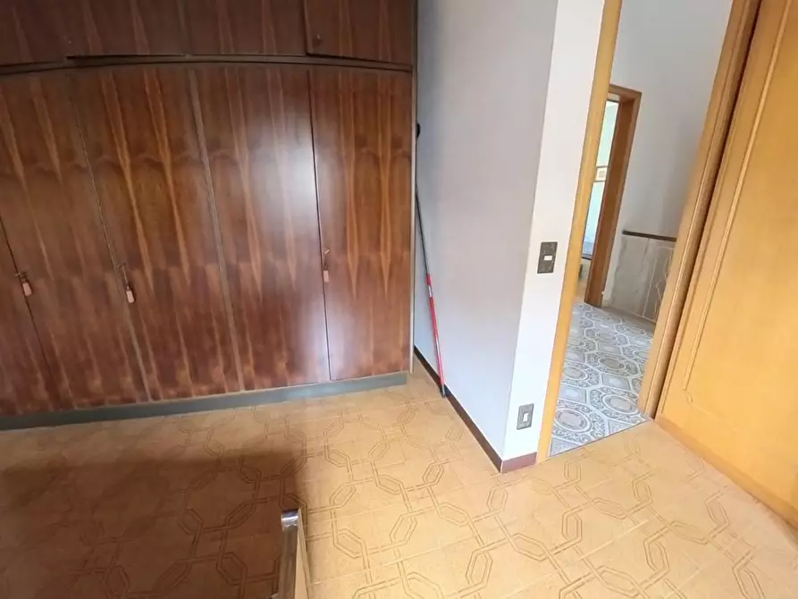 Immagine 41 di Casa semindipendente in vendita  a Lucca