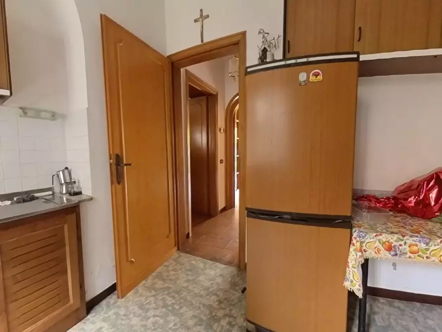 Immagine 9 di Casa semindipendente in vendita  a Lucca