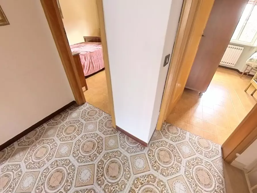 Immagine 51 di Casa semindipendente in vendita  a Lucca