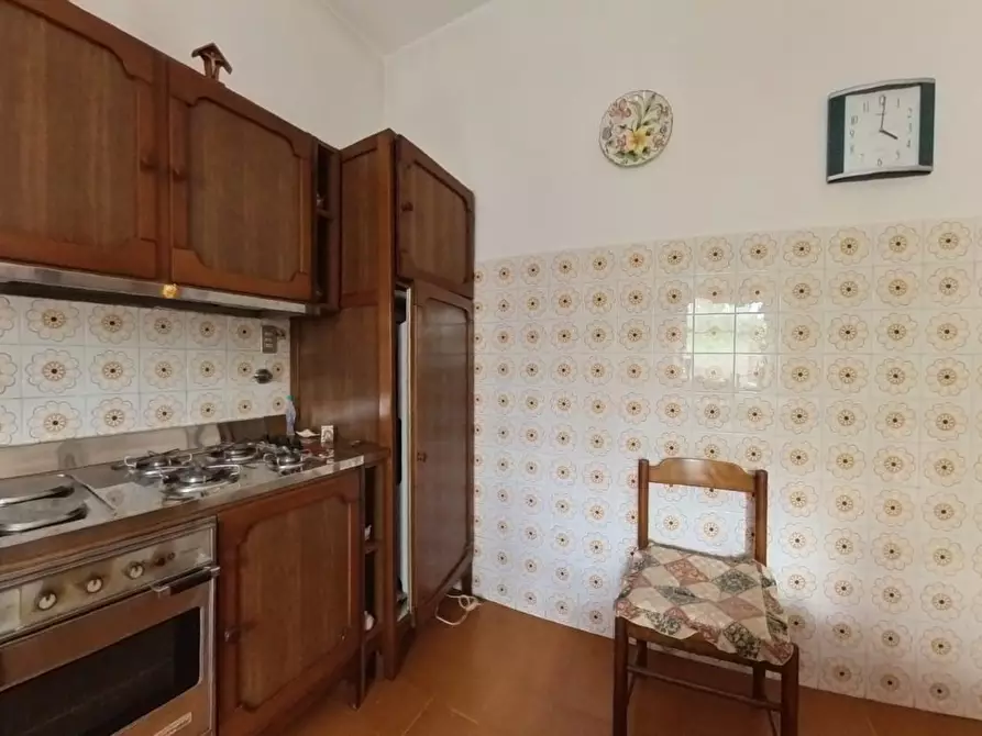 Immagine 18 di Casa semindipendente in vendita  a Lucca