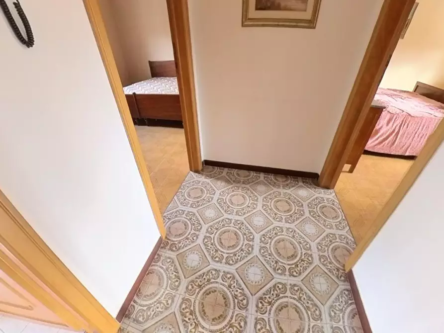 Immagine 50 di Casa semindipendente in vendita  a Lucca