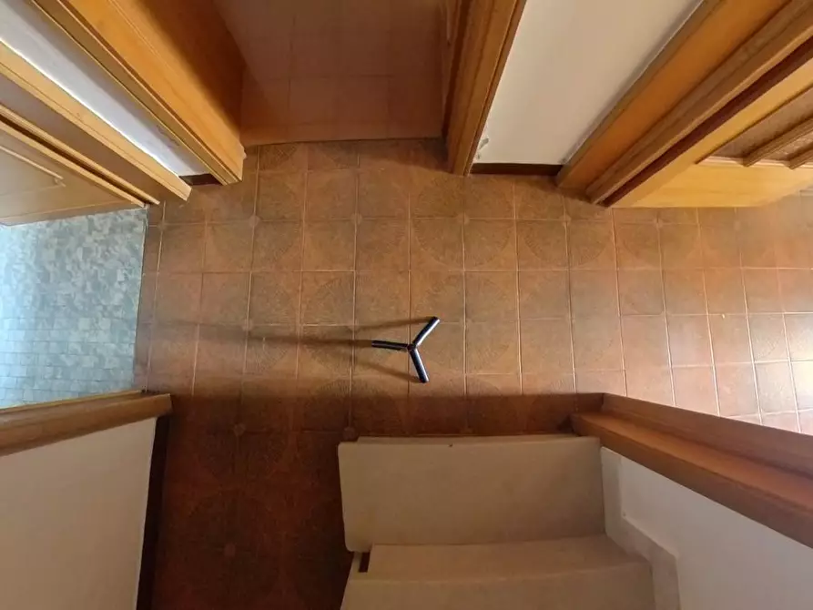 Immagine 19 di Casa semindipendente in vendita  a Lucca