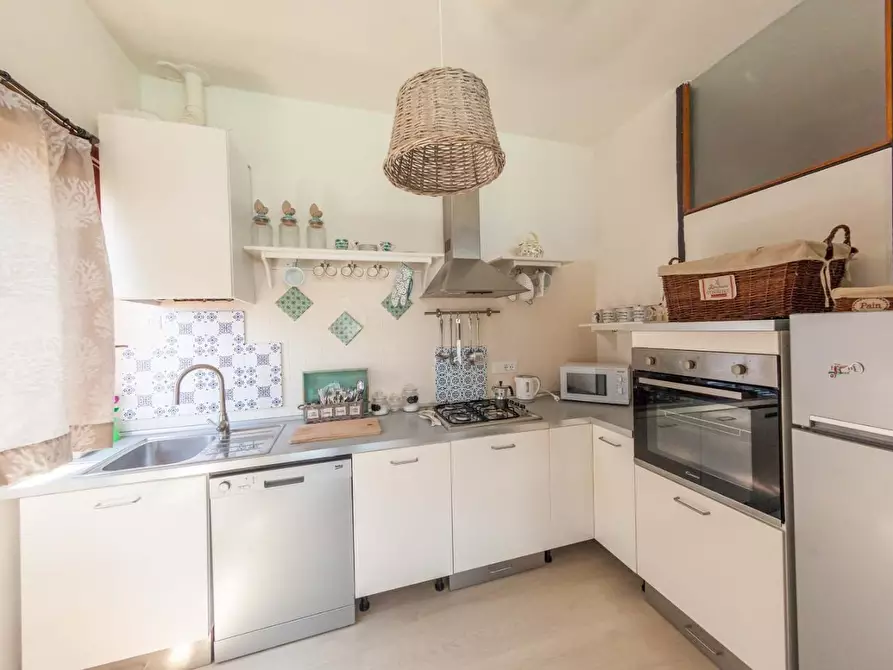 Immagine 5 di Casa bifamiliare in affitto  a Ameglia