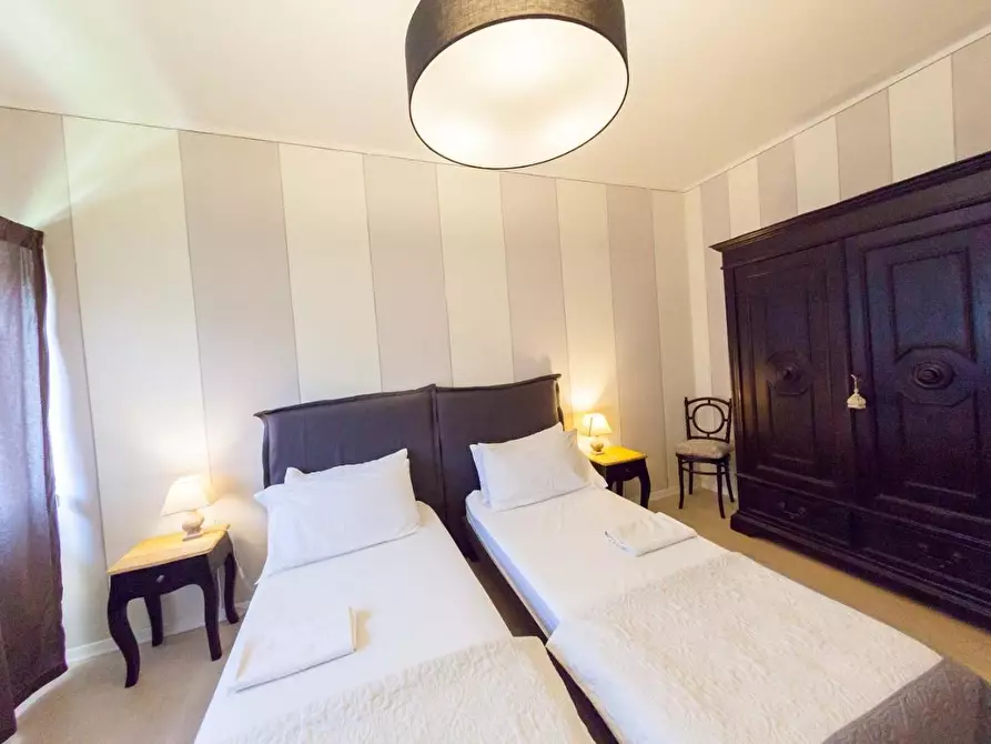 Immagine 11 di Casa bifamiliare in affitto  a Ameglia