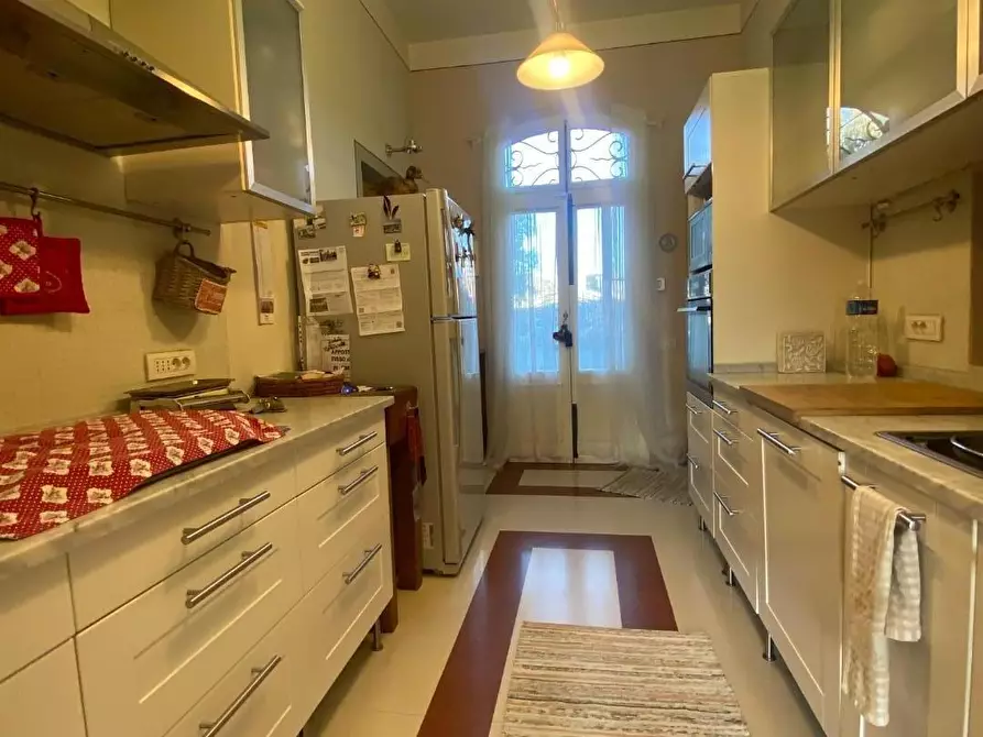 Immagine 10 di Casa indipendente in vendita  a Pisa