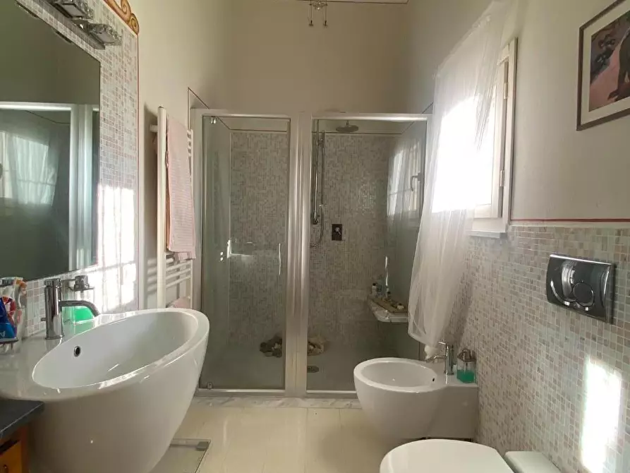 Immagine 27 di Casa indipendente in vendita  a Pisa