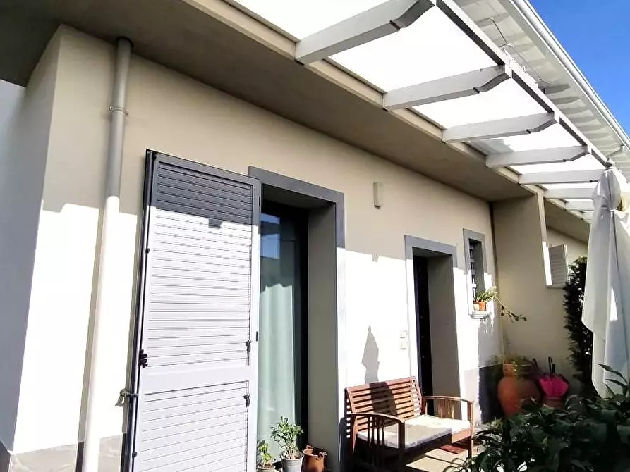 Immagine 18 di Villetta a schiera in vendita  a Massa