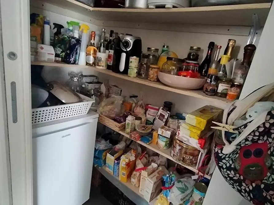 Immagine 14 di Villetta a schiera in vendita  a Massa