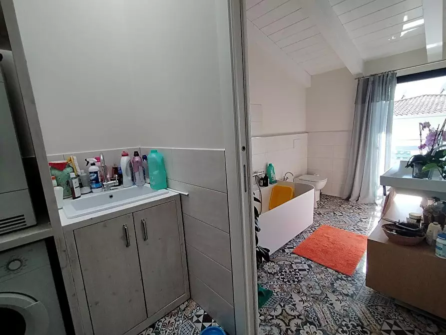 Immagine 26 di Villetta a schiera in vendita  a Massa