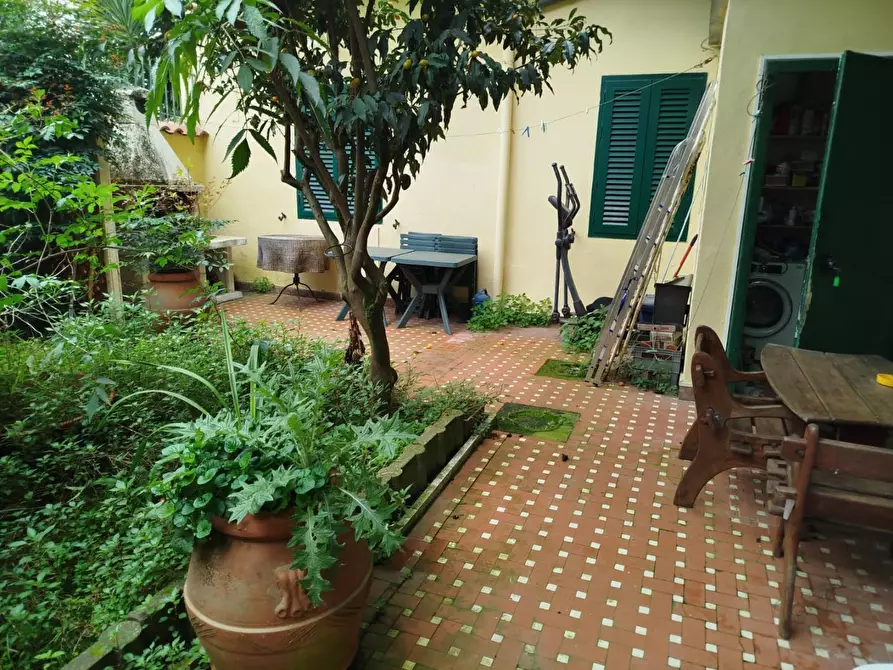 Immagine 14 di Appartamento in vendita  a Pisa