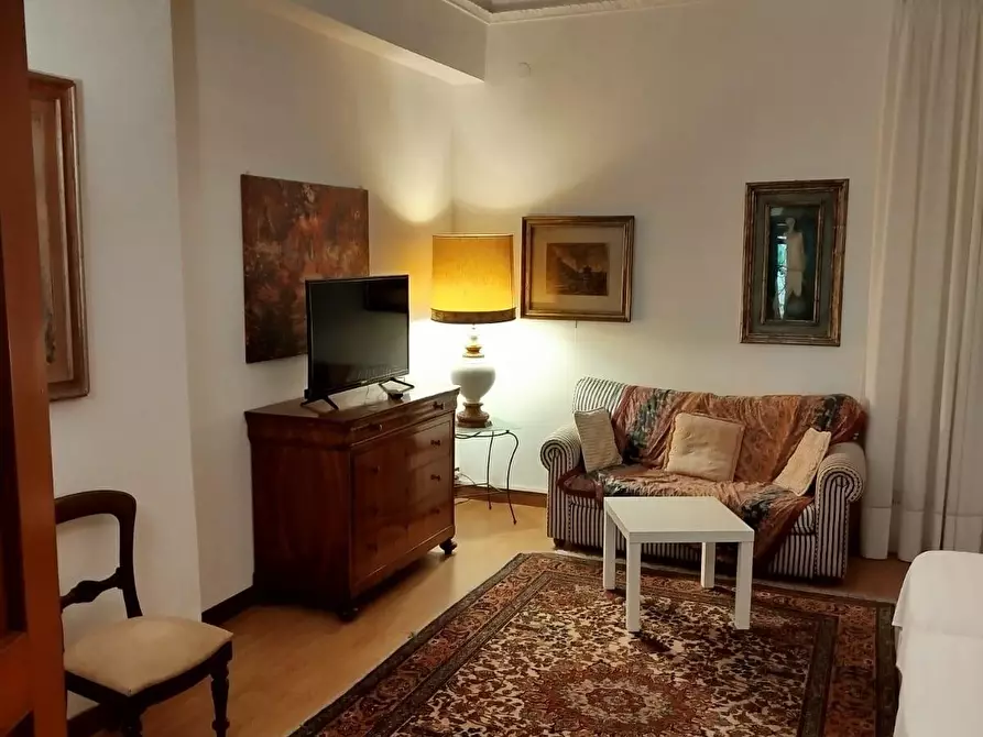 Immagine 6 di Appartamento in vendita  a Pisa