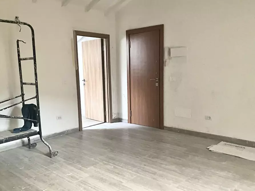 Immagine 20 di Appartamento in vendita  a Carrara