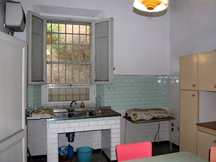 Immagine 1 di Palazzo in vendita  a Signa