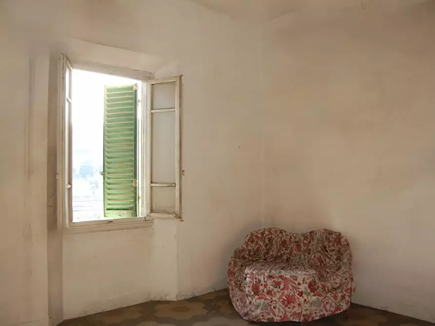 Immagine 9 di Palazzo in vendita  a Signa